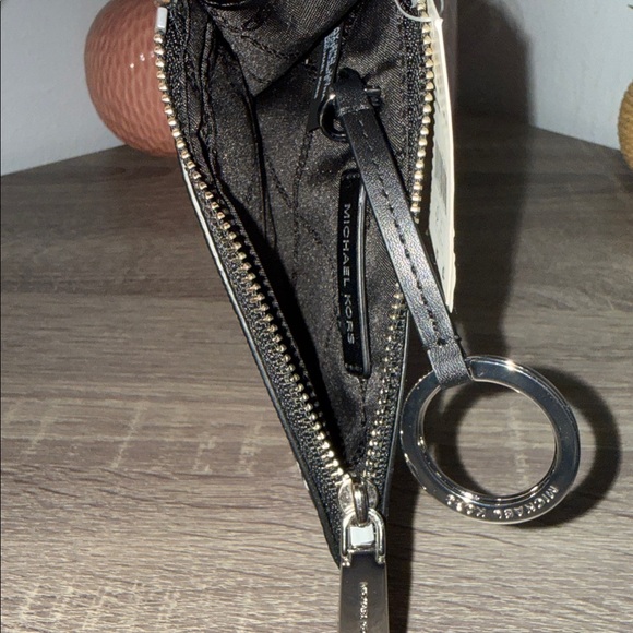 Michael Kors Zebra Wristlet Coin Purse - Picture 4 of 7